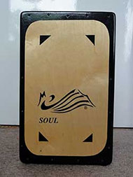 Cajon voorzijde